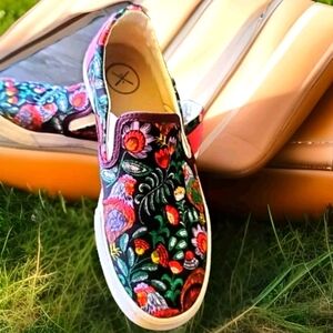 Inkkas Unisex Rooster Embroidered Look Canvas Loafers Sz 7 W/5 M EUC
